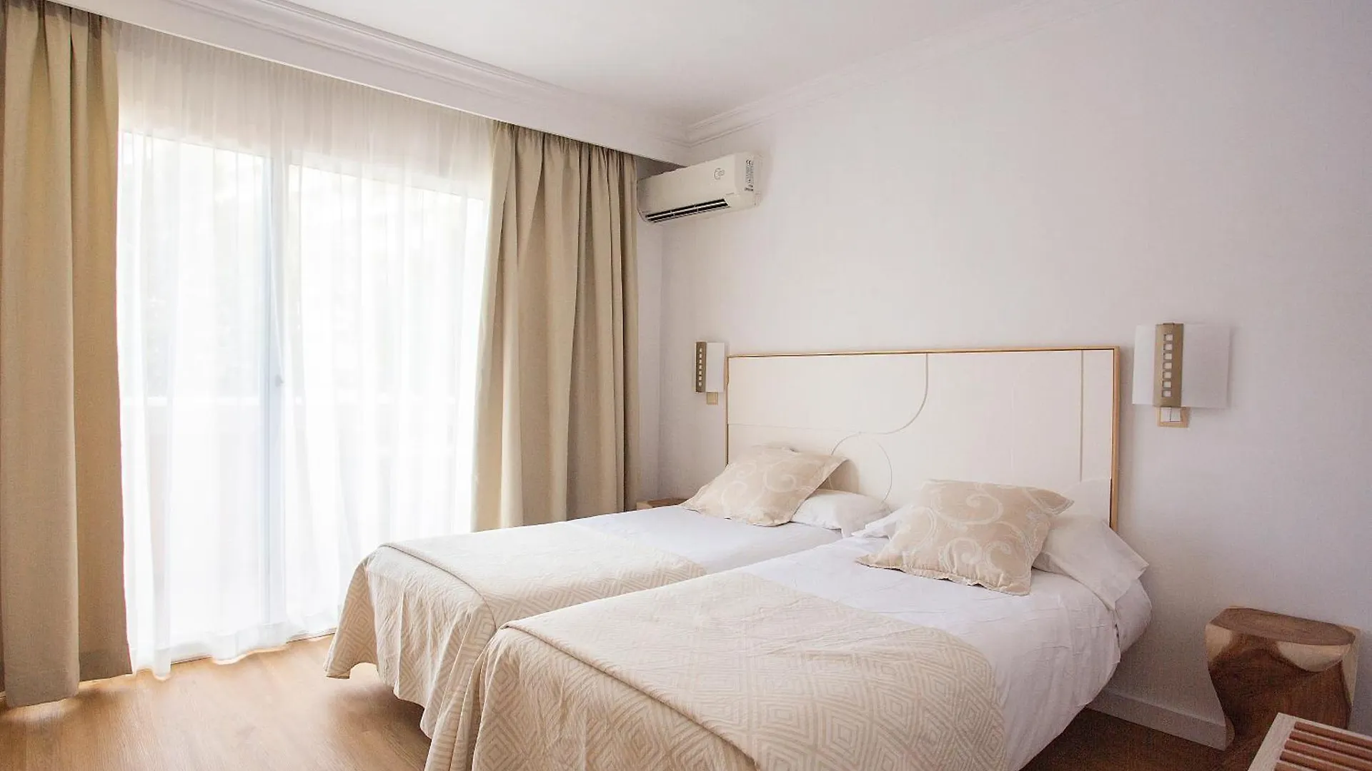 Hotel Cupidor Peguera 3*,  Spain